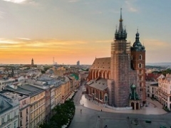 Tour Estero a Cracovia "I Luoghi della Memoria" con Volo da Napoli e Lamezia Terme in Mezza Pensione dal 20 al 24 Maggio- (5GG/4NOTTI)Prenotazioni dal 03 Febbraio 2026.....